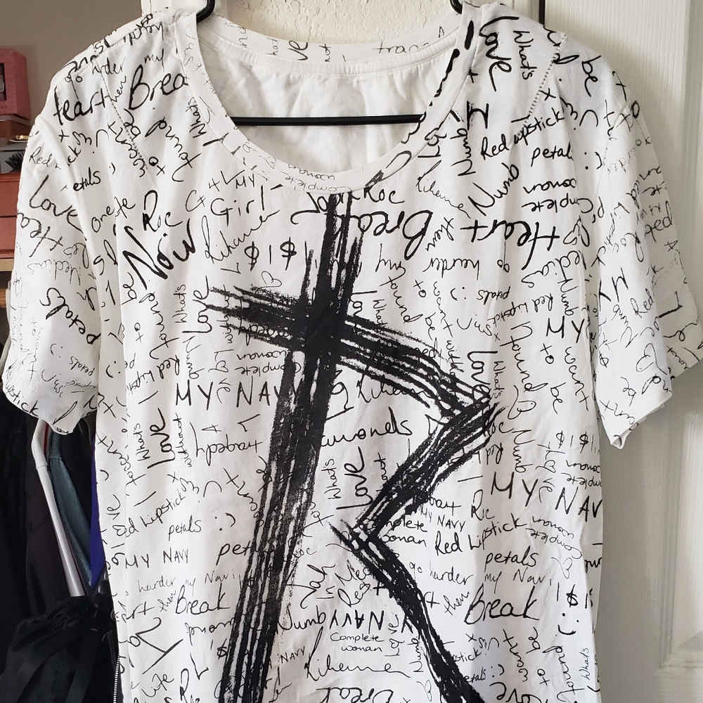 Rihanna Unapologetic Tour Graphic tee